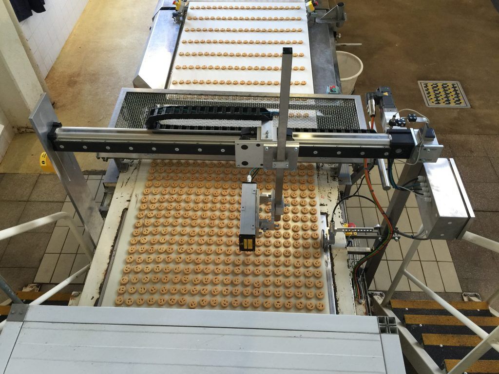 3D Vision system above a biscuit line